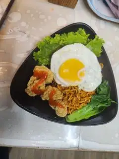 Mì trộn Gà , Trứng ( Cay ) - 55.000 ₫ tại Tito - Mì Cay 7 Cấp Độ - Nguyễn Duy