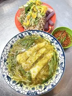 Tô bún cá đặc biệt nhiều cá - 67.000 ₫ tại Bún Cá Nam Vang Ba Quít - Phạm Thế Hiển