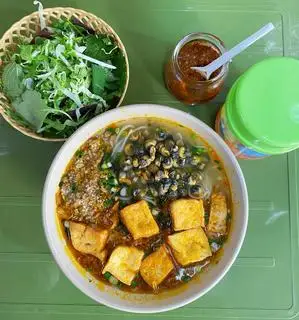 Hình ảnh Bún riêu cua Ốc - NÊN THỬ