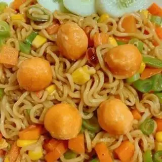 Hình ảnh Mì trộn viên rau củ