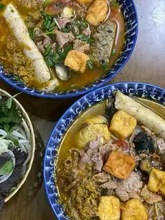 Hình ảnh Bún riêu cua tóp mỡ bò giò