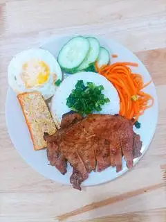 Cơm tấm sườn chả ốp la - 55.000 ₫ tại Bún Thịt Nướng - Cơm Tấm Cô Tín - Hoa Sữa