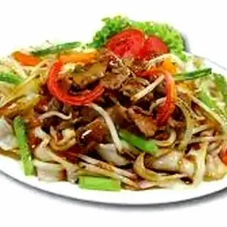 Hủ tiếu xào thập cẩm - 60.000 ₫ tại Ông Mập - Cơm Chiên Bò Lúc Lắc - Trần Não