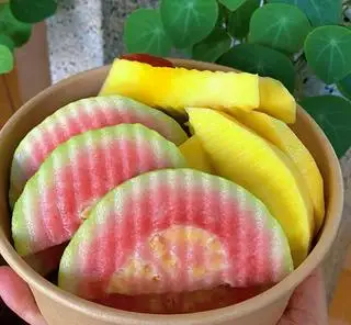 Hình ảnh Hộp Trái Cây Mix Xoài + Ổi (400gr)