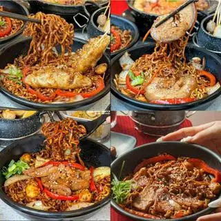 Mì Tương Đen Tự Chọn - 69.499 ₫ tại Quán Hàn Của Ngoại - Mì Trộn, Canh Súp & Ăn Vặt - Nguyễn Tiểu La