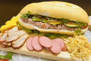 Hình ảnh Bánh mì pate