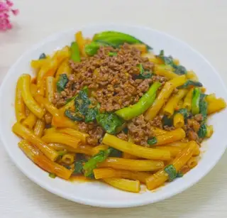 Hình ảnh Nui xào bò bằm