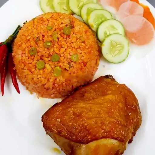 Cơm má đùi - 55.000 ₫ tại Cơm gà Bảo Bảo - Dương Quảng Hàm