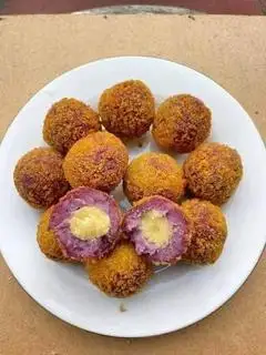 Hình ảnh Khoai môn lệ phố