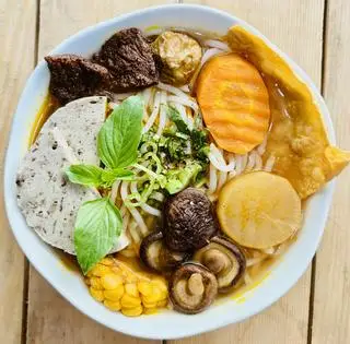 Bún Huế chay - 48.000 ₫ tại Bếp Chay Hữu Tâm - Cách Mạng Tháng Tám