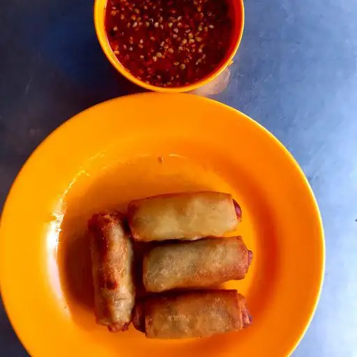 Chả giò thêm - 8.000 ₫ tại Bún Thịt Nướng Cô Ba - Tôn Đản