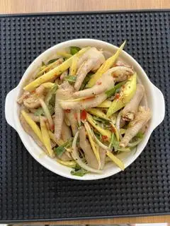 Hình ảnh Gỏi chân gà