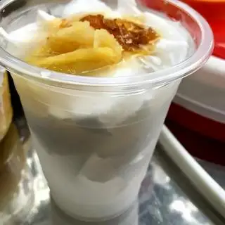 Dừa tắc - ly lớn - 25.000 ₫ tại Cô Hoa - Dừa Tắc & Ăn Vặt - Pasteur