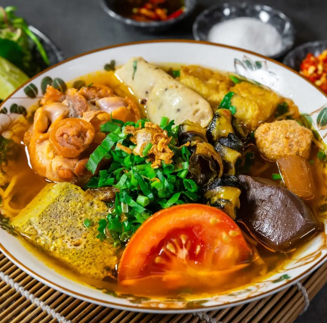 BÚN RIÊU FULL TOPPING - 65.000 ₫ tại Bún Riêu Thủy Top - Đường Số 1