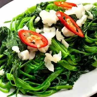 Rau lang - rau muống xào tỏi - 25.000 ₫ tại Quán Cơm Bắc - Cơm Văn Phòng - 38 Nguyễn Phúc Nguyên