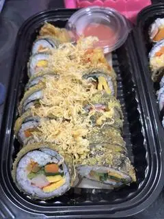 Hình ảnh Kimbap chiên - nhân trứng - thanh cua