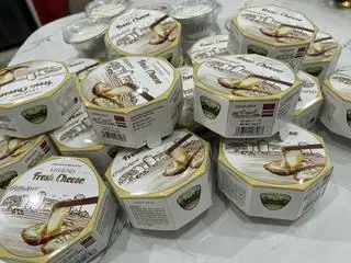 Hình ảnh Phô mai tươi HF Legend Fresh Cheese 100g