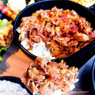 Hình ảnh Cơm bò MAHO xuất lớn