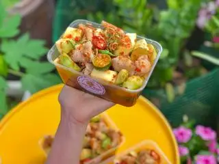 Chân Gà Rút Xương (Size L) - 118.000 ₫ tại Chân Gà Sốt Thái Yến Vi Food - Đường Số 4