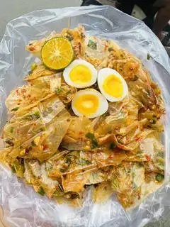 Bánh tráng trộn ghiền - 32.000 ₫ tại Bánh Tráng Cuốn - TuTa - 81 Nguyễn Gia Trí