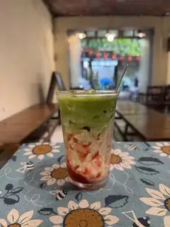 Hình ảnh Matcha Latte Dâu