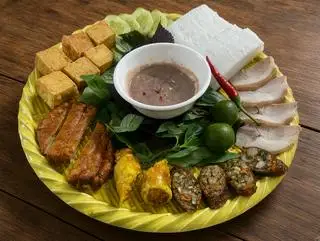 Hình ảnh Bún Đậu Thập Cẩm + Nhiều Bún (1 Người)