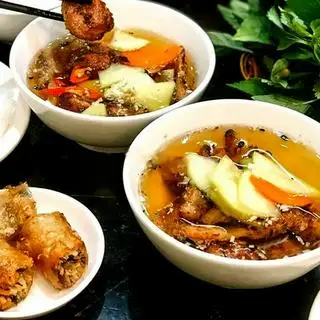 1 bún chả hà nội - 1 bún chả đặc biệt - 1 chả giò - cây - 130.000 ₫ tại Hà Nội LaLa - Bún Đậu & Bún Chả - Nguyễn Gia Trí