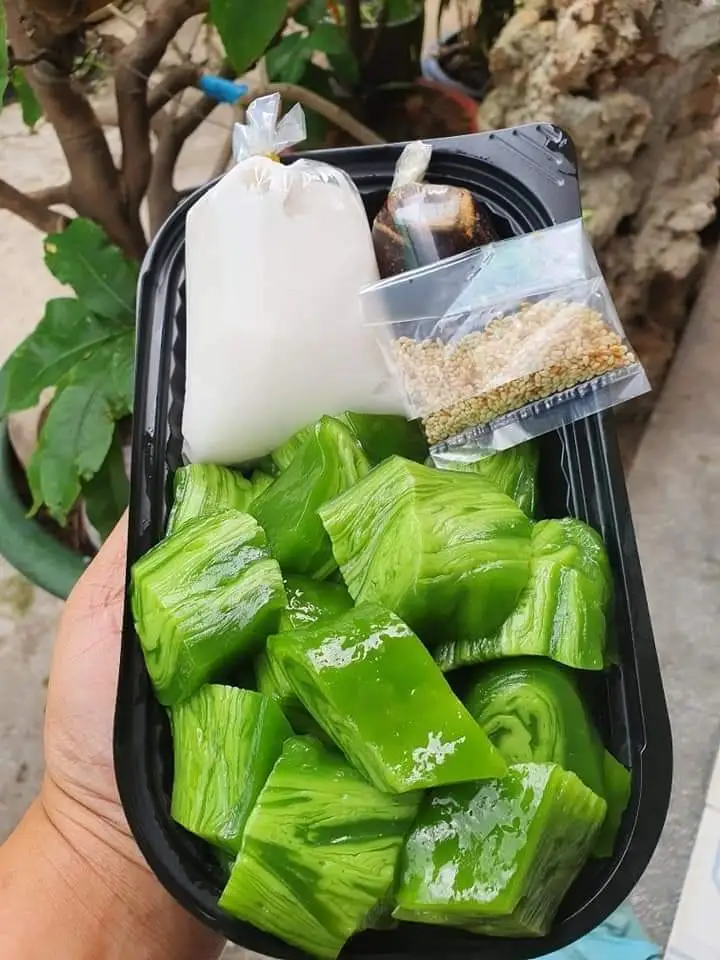 HỘP 500GR| BÁNH ĐÚC GÂN LÁ DỨA - 97.000 ₫ tại Solar Food - Bánh Đúc Gân Lá Dứa & Bánh Chuối Hấp - Bến Vân Đồn 