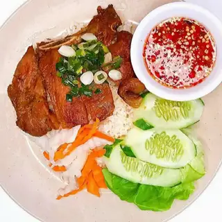 CƠM Sườn Nướng-Chuẩn Vị Sài Gòn - 35.000 ₫ tại Bún Thịt Nướng Nhi Nhi - Phan Huy Ích