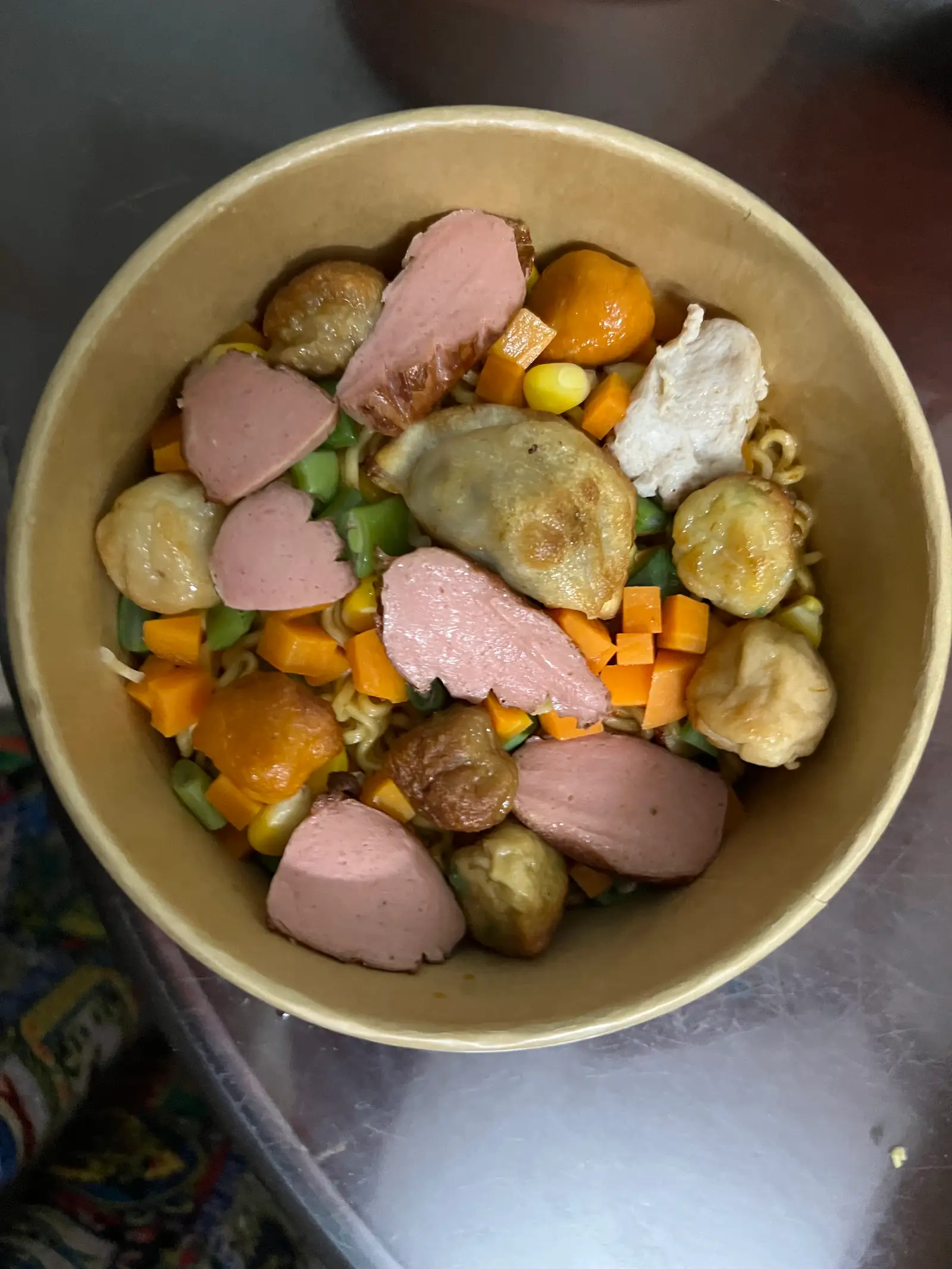 Hình ảnh Mỳ trộn đặc biệt full topping