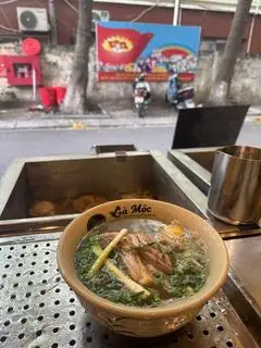 Hình ảnh Phở gà đùi