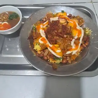 Bánh tráng cuốn tep mỡ trứng khô bò  sốt me - 40.000 ₫ tại Út - Gỏi Cuốn & Gỏi Khô Bò - Nguyễn Công Trứ