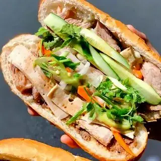 Bánh mì thịt nguội - 23.000 ₫ tại Bánh Mì Hà Nội Khánh An - Bình Quới