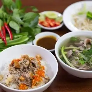 Hình ảnh Phở Khô Gia Lai ( bò tái )