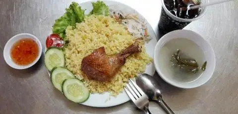 Cơm Gà Xối Mỡ Nũng Nịu - Nguyễn Văn Khối   - Cơm/Cơm tấm gần bạn