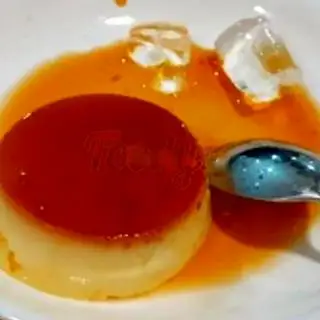 Bánh flan trứng gà ta - 12.000 ₫ tại Miss Đác - Chè Không Ngọt - Phan Xích Long