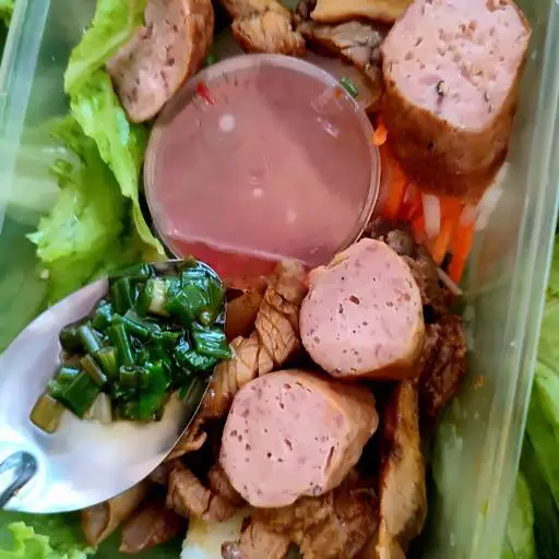Bún Thịt Nướng - Nem Nướng - 47.000 ₫ tại Quán Cô Tám - Bún Riêu & Bún Thịt Nướng - Đình Phong Phú