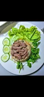 Cơm chiên bò - 80.000 ₫ tại Tuyết Mai Bò Beefsteak & Bún Nước Lèo Sóc Trăng - Lý Thái Tổ