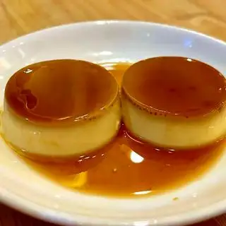 Bánh flan chang cốt dừa - 28.000 ₫ tại Miss Đác - Chè Không Ngọt - Phan Xích Long