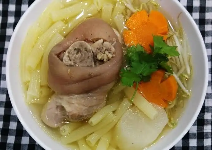 Nui Xương (giò) - 53.000 ₫ tại Hủ Tiếu A Bin - Lê Quang Định