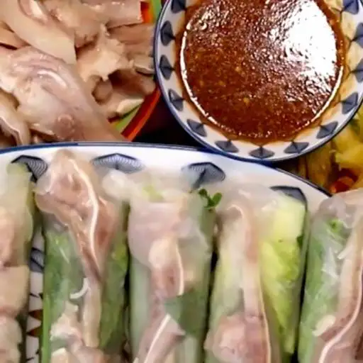 Tai heo cuốn bánh tráng - 47.000 ₫ tại Nem Nướng Nha Trang Cô Thuỷ - Huỳnh Tấn Phát