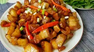 Hình ảnh Cơm Thịt Ba Chỉ Kho Quẹt