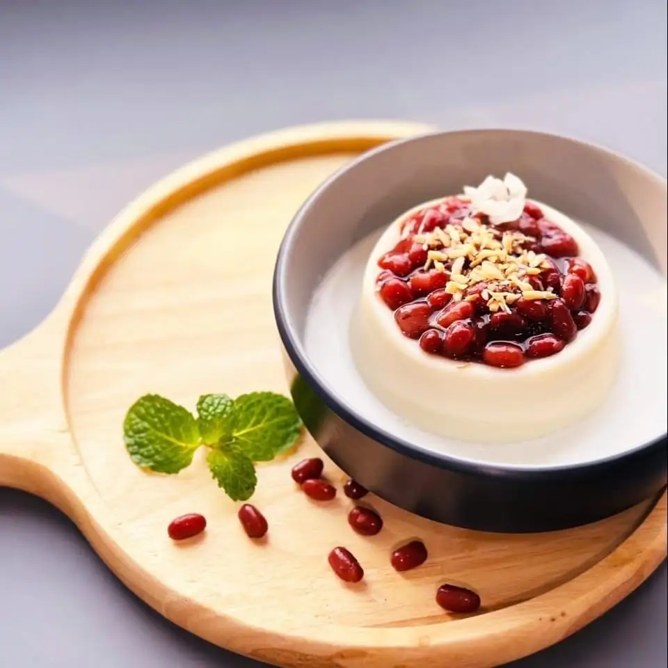 TÀU HŨ ĐẬU ĐỎ ( chống ế ) - 30.000 ₫ tại Chè Bưởi & Tàu Hũ Quỳnh Linh Food - Hiệp Bình