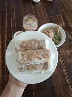Phần bánh nhân thịt - 32.000 ₫ tại Em Bé Tày - Bánh Cuốn Cao Bằng - Đặng Thùy Trâm