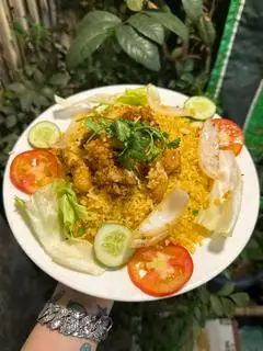 Cơm Chiên + Mực Mắm Tỏi  - 99.000 ₫ tại Song Hảo - Cơm Chiên, Mì Trộn & Đồ Nướng - Ba Đình