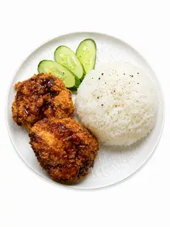 Hình ảnh Cơm thịt viên chiên xù
