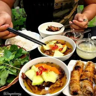 Bún chả đặc biệt - 68.000 ₫ tại Hà Nội LaLa - Bún Đậu & Bún Chả - Nguyễn Gia Trí