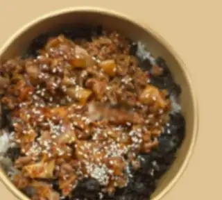 Hình ảnh Cơm bò kim chi