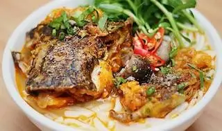 Bánh canh cá lóc thịt cá - 50.000 ₫ tại Bún Thịt Nướng Quang Tiên - Bùi Thị Xuân