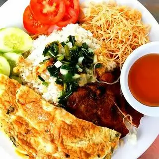 Cơm sườn bì trứng - 52.000 ₫ tại Cơm Tấm 279 - Lê Văn Thọ